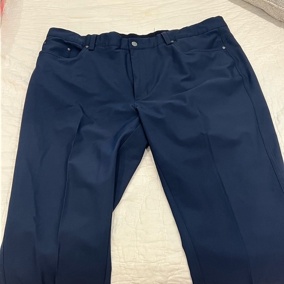 Men's Greg Norman 5 Pocket Navy Blue Pants 38x29 - Picture 1 of 5